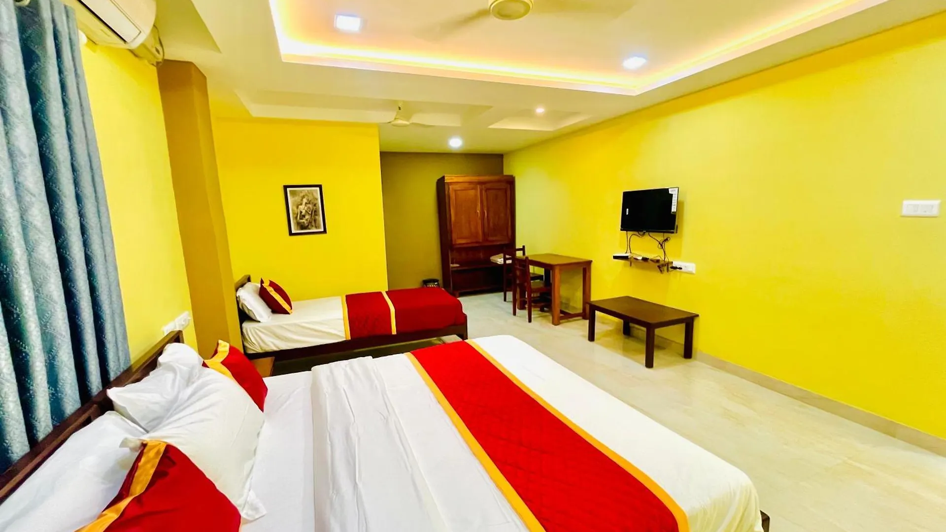 Hotel Madaparambil Residency Alwaye India