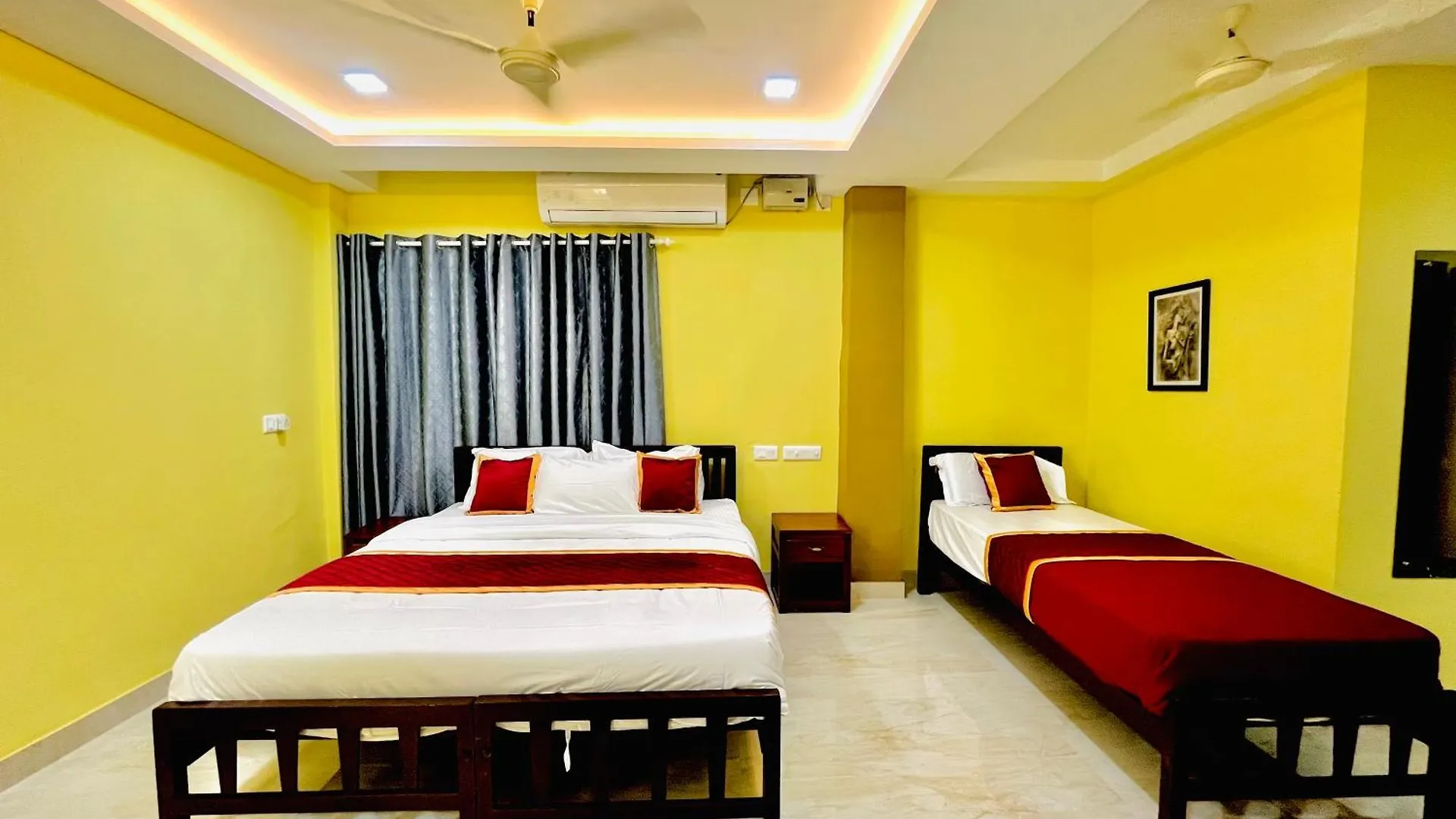 Hotel Madaparambil Residency Alwaye
