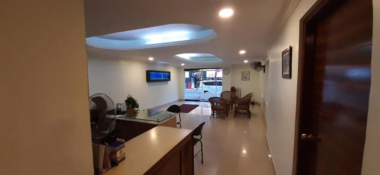 Madaparambil Residency Alwaye 0*,