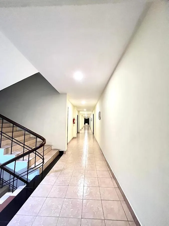 Madaparambil Residency Alwaye 0*,  Inde